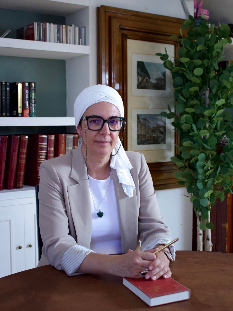 Elena Mochales Modroño, abogada de extranjería y nacionalidad (ICAM C69993)